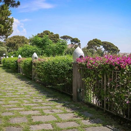 Palazzo Dei Concerti Bed & Breakfast Torre Annunziata Ngoại thất bức ảnh