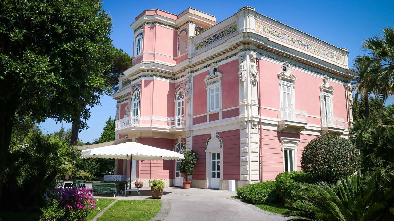 Palazzo Dei Concerti Bed & Breakfast Torre Annunziata Ngoại thất bức ảnh