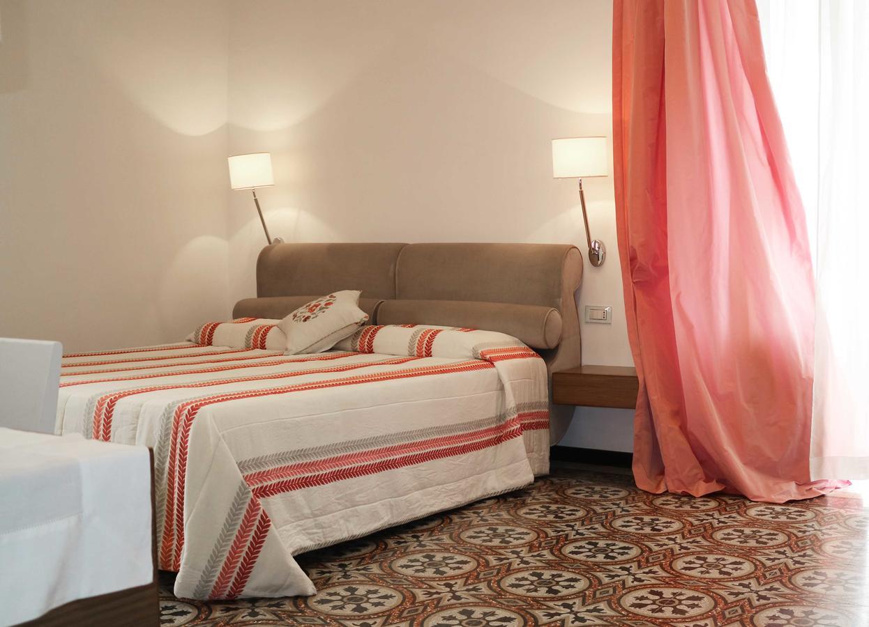 Palazzo Dei Concerti Bed & Breakfast Torre Annunziata Ngoại thất bức ảnh