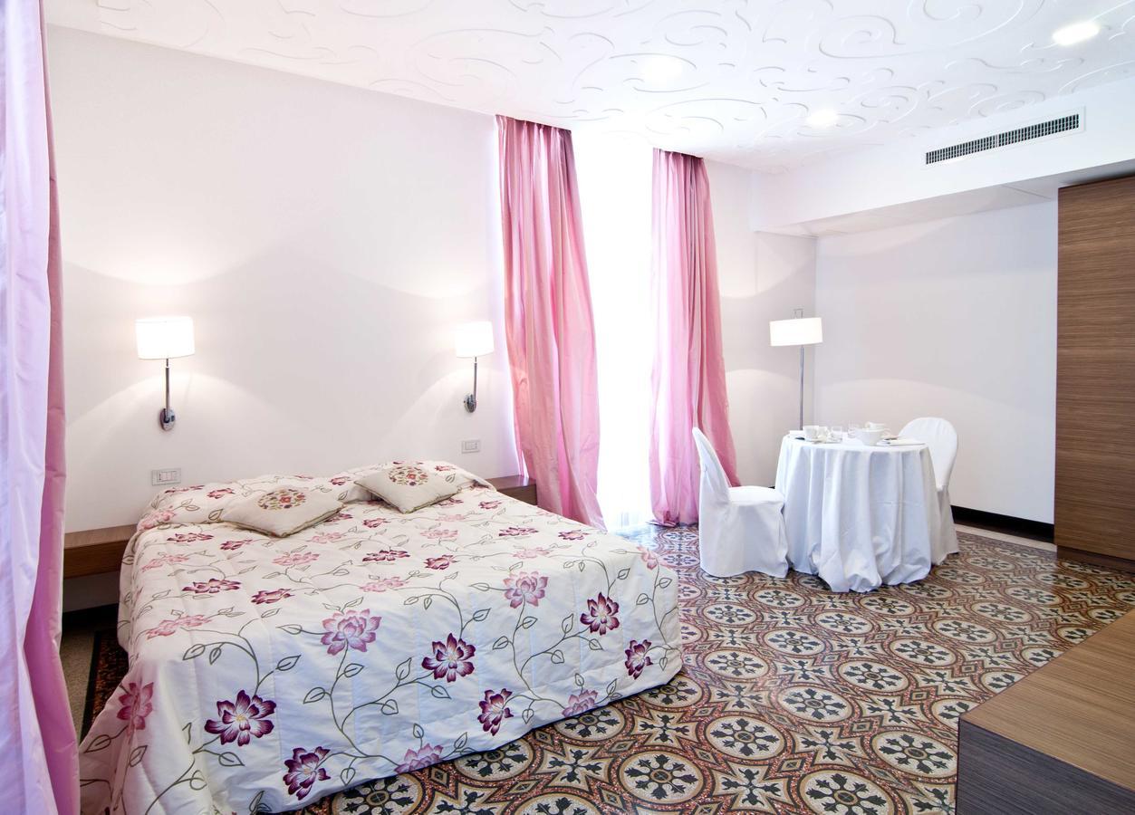 Palazzo Dei Concerti Bed & Breakfast Torre Annunziata Ngoại thất bức ảnh